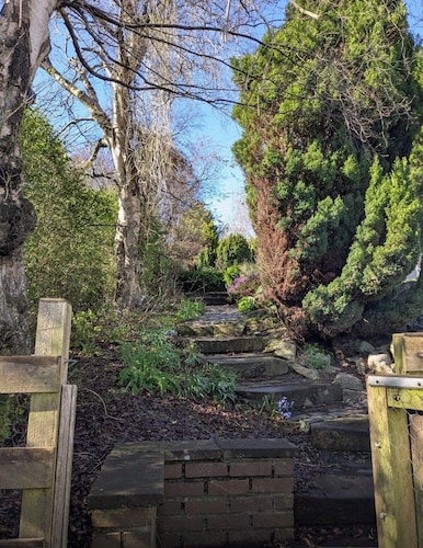 Garden Cottage Near Edinburgh City Centre NEW