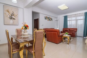Dining - Vrbo Property (Yaoundé)