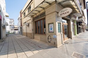 Exterior detail - Cinema Flat by RentalsPro - Nea Moudania Halkidiki (Nea Moudania)