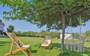 Property grounds - Villa Iris 2 by RentalsPro - Agios Mamas Halkidiki (Nea Moudania Halkidiki)
