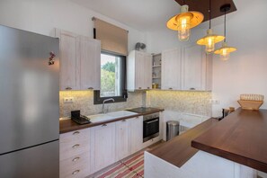 Fridge, oven, dishwasher, coffee/tea maker - Sani Relaxing Villa 1 by RentalsPro - Sani (Sani)