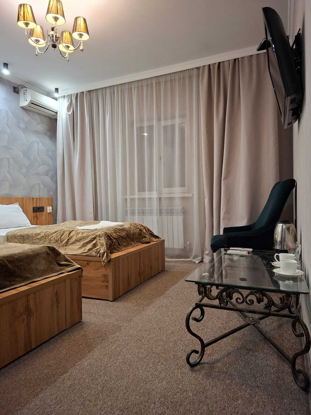 Standard Twin Room, City View