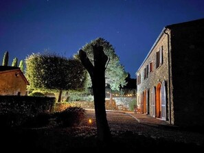 Exterior - Stunning Tuscan Farm House with an Olive Grove (Le Lame)