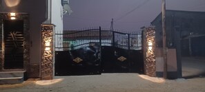 Property grounds - Studio confortable climatisé avec Wi-Fi et parking – Odza Happy (Yaoundé)