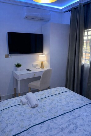Room - Studio confortable climatisé avec Wi-Fi et parking – Odza Happy (Yaoundé)