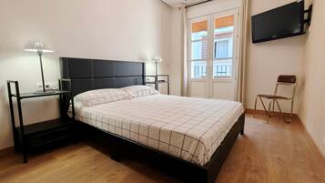 3 Schlafzimmer, Bügeleisen/Bügelbrett, Reisekinderbett, kostenloses WLAN