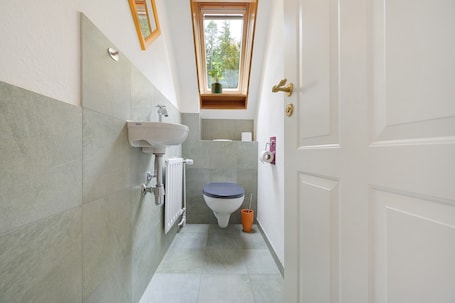 Shower. Holiday Home 'Pure Nature in the Northern Black Forest'