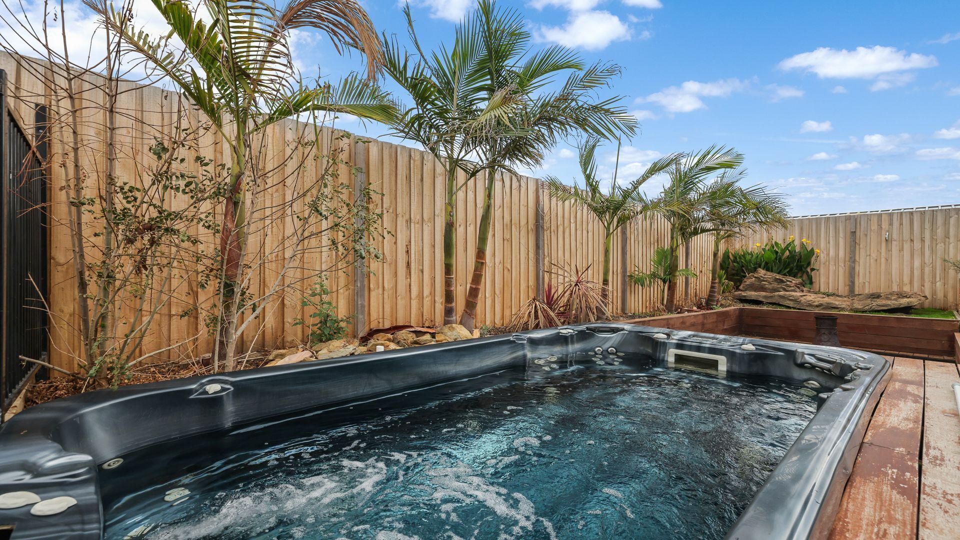 Bain à remous extérieur