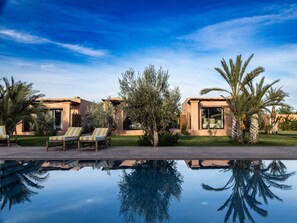 Outdoor pool, a heated pool - Palais Lana (Marrakech)