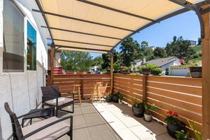 Terrace/patio - Modern Studio for 2 Near La Jolla, UCSD & More! (San Diego)