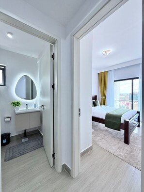 1 bedroom, iron/ironing board, WiFi, bed sheets - The magical view condo kilimani (Nairobi)