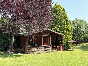 Children’s area - Casale del Sole in the hills of Trevignano: pool and nature 5 min. from the Lake! (Monterosi)