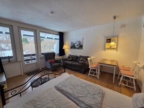 Interior - Haus Jörn, Apartment Fuchs mit großen eingezäunten Zaun (Walkenried)