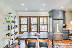 Fridge, microwave, oven, stovetop - Dog-Friendly Whitefish Retreat Near Lake & Ski (Whitefish)