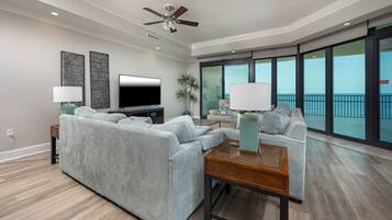 Apartment, 4 Schlafzimmer | Wohnbereich