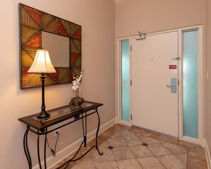 Condo, 3 quartos | Parte interna