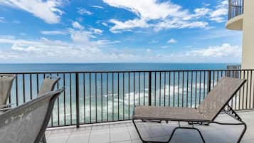 Condo, 3 quartos | Área da propriedade