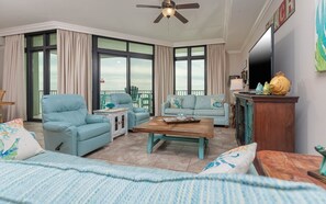 Apartment, 3 Schlafzimmer | Wohnbereich
