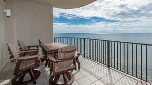 Apartment, 3 Schlafzimmer | Speisen im Freien