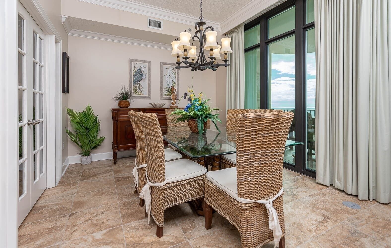 Apartment, 3 Schlafzimmer | Speisen