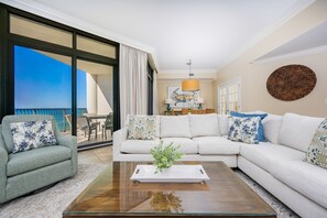 Διαμέρισμα (Condo), 3 Υπνοδωμάτια | Περιοχή καθιστικού
