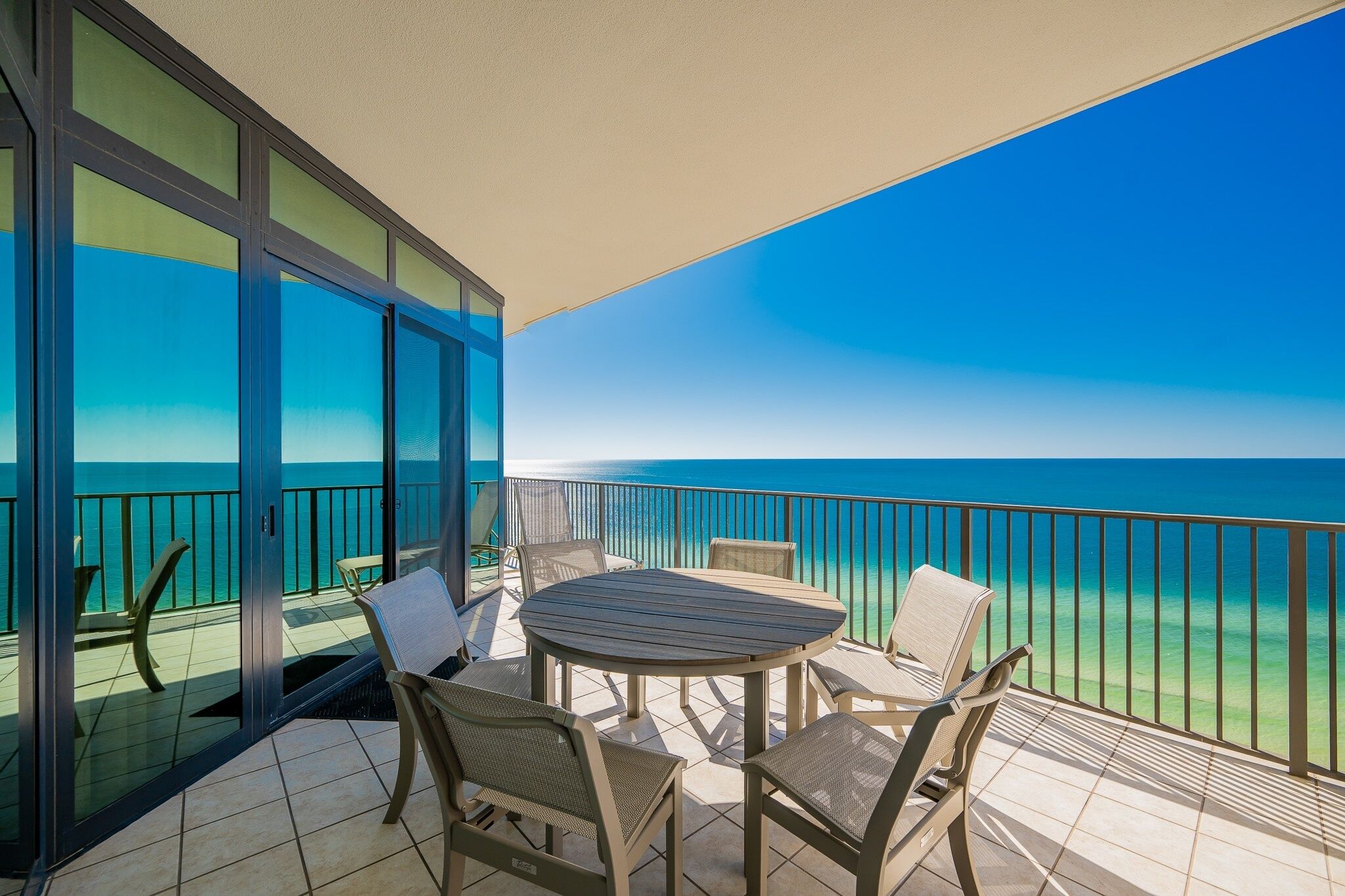 Condo, 3 habitaciones | Restaurante al aire libre