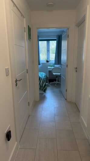 Shared Dormitory, 1 Bedroom | Bilik Mandi