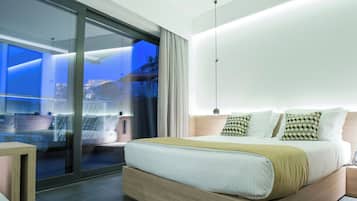 Deluxe Suite with Acropolis Balcony & Hot Tub