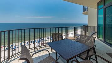 Condo, 3 Bedrooms | Outdoor dining
