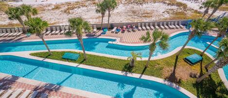 Appart'hĂŽtel, 3 chambres | Piscine