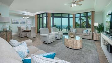 Condo, 3 Bedrooms | Living area