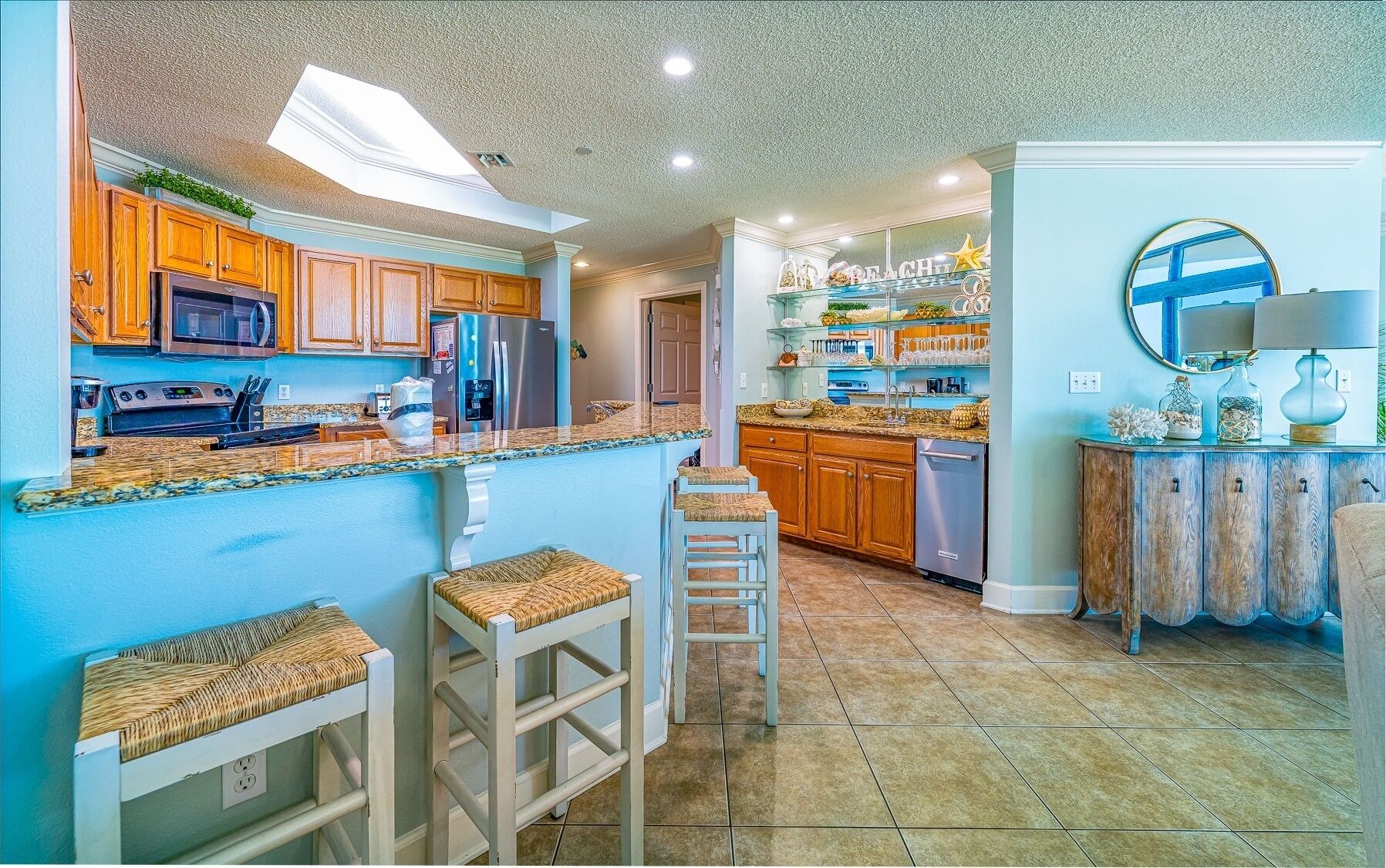 Appart'hôtel, 3 chambres | Cuisine privée | Cafetière/bouilloire, réfrigérateur, four