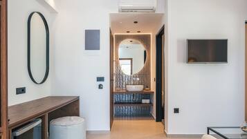 Junior-Suite, Balkon, Meerblick | Innenbereich