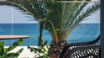 Junior Suite, Balcony, Sea View | Property grounds