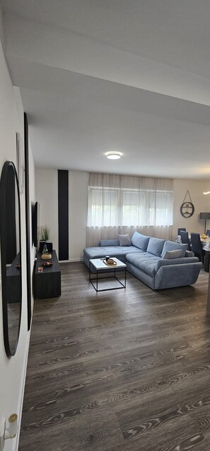 スタンダード アパートメント シービュー | リビング エリア