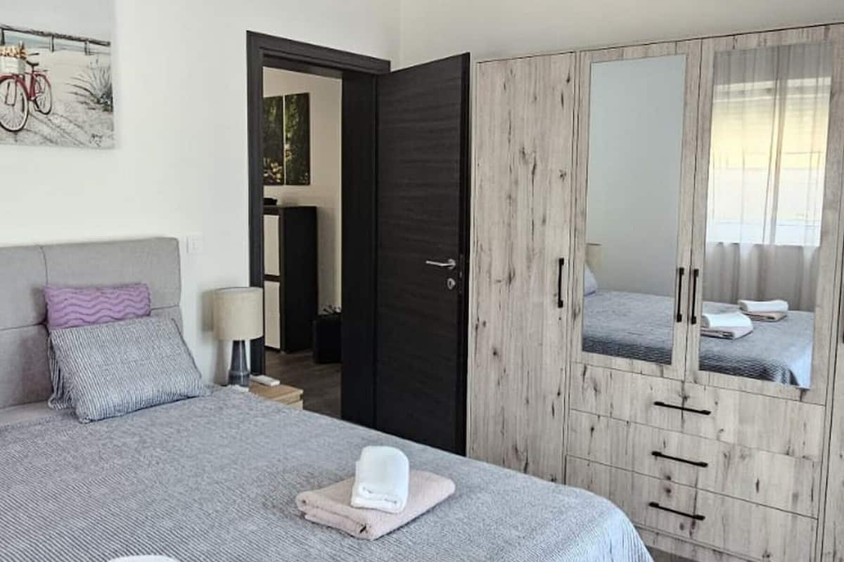 Appartement Classique, vue piscine