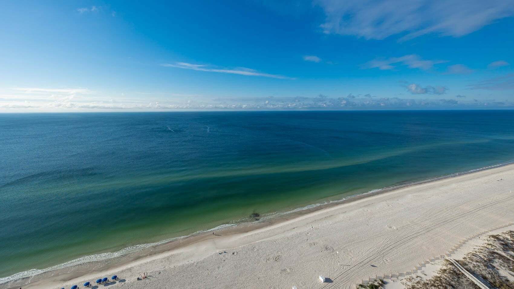 Condo, 3 quartos | Praia