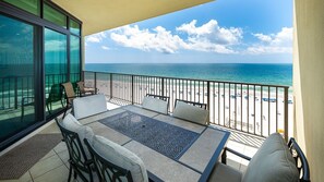 Outdoor dining - Phoenix West 702 3 Bedroom Condo (Orange Beach)