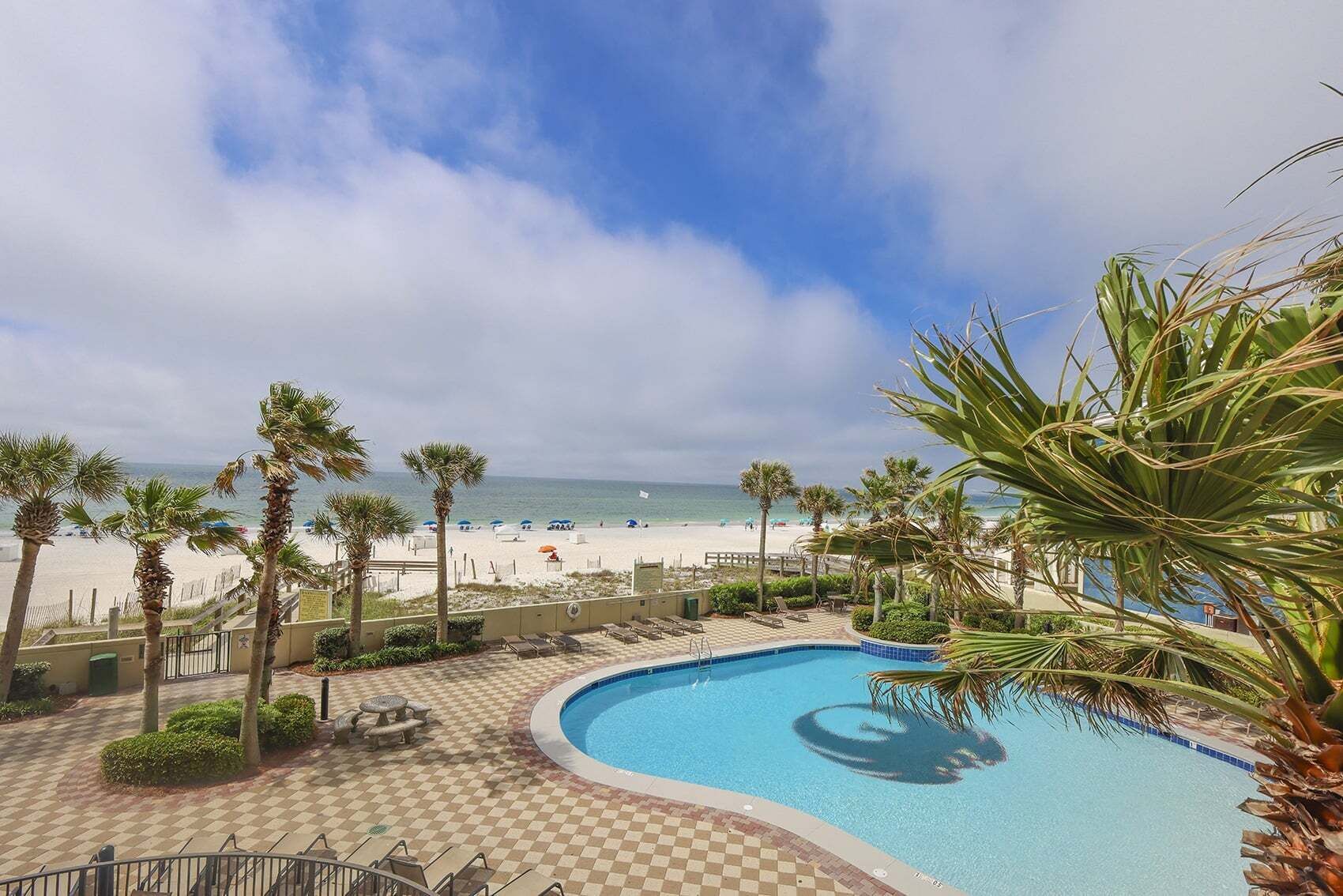 Leilighet, 3 soverom | Basseng