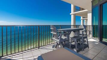 Condo, 3 Bedrooms | Outdoor dining