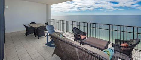 Condo, 4 Bedrooms | Outdoor dining
