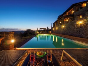 Seasonal outdoor pool, pool umbrellas, sun loungers - Poggio alla Rocca (Civitella Paganico)