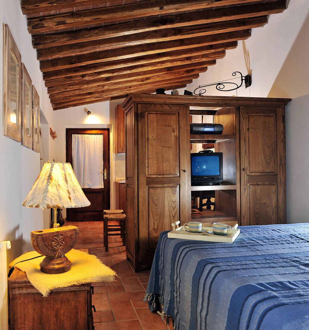 Basic Apartment, City View