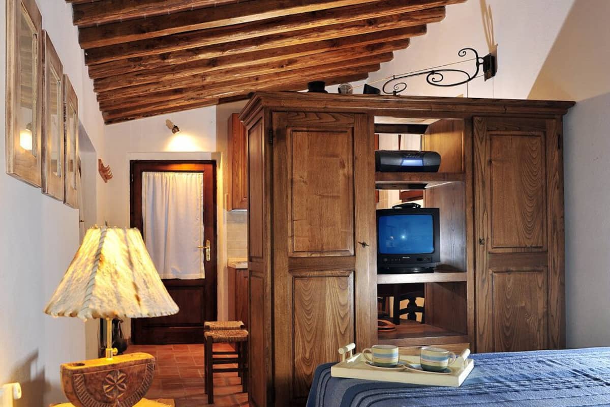 Basic Apartment, City View