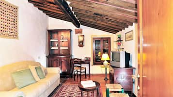 Apartamento clássico, vista para a colina