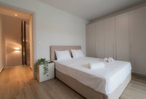 3 chambres, fer et planche Ă repasser, Wi-Fi, draps fournis