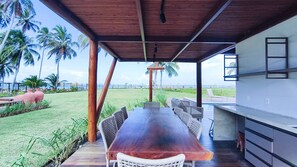 Villa | Açık havada yemek servisi