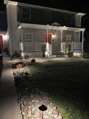 Exterior - 4-bedroom house with beautiful backyard patio perfect for relaxing stays. (Frankford)
