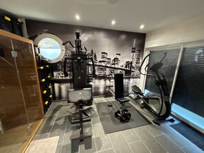 Fitness facility - Villa Spa au coeur des vignes, piscine, sauna, jacuzzi, salle de sport et jardin (Tarnès)