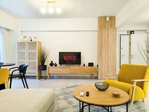 Interior - Vibrant Flat in Voula Center (Voula)